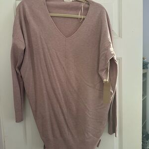2 women’s sweaters